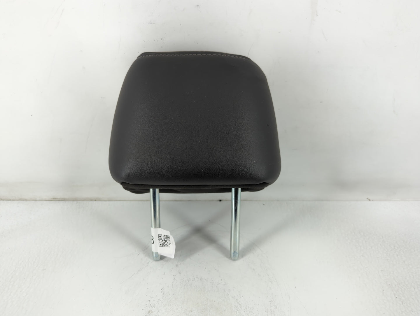 2014 Ford Taurus Headrest Head Rest Rear Center Seat Fits OEM Used Auto Parts - Oemusedautoparts1.com