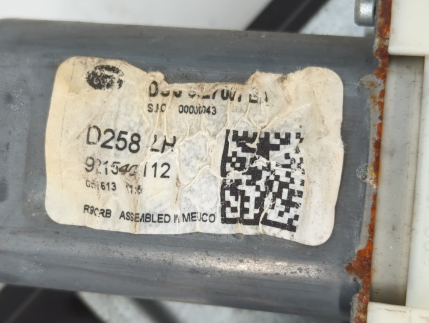 2010-2019 Ford Taurus Driver Left Rear Window Regulator - Oemusedautoparts1.com