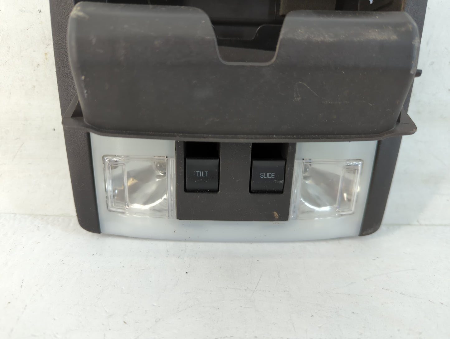 2014 Ford Taurus Overhead Roof Console - Oemusedautoparts1.com