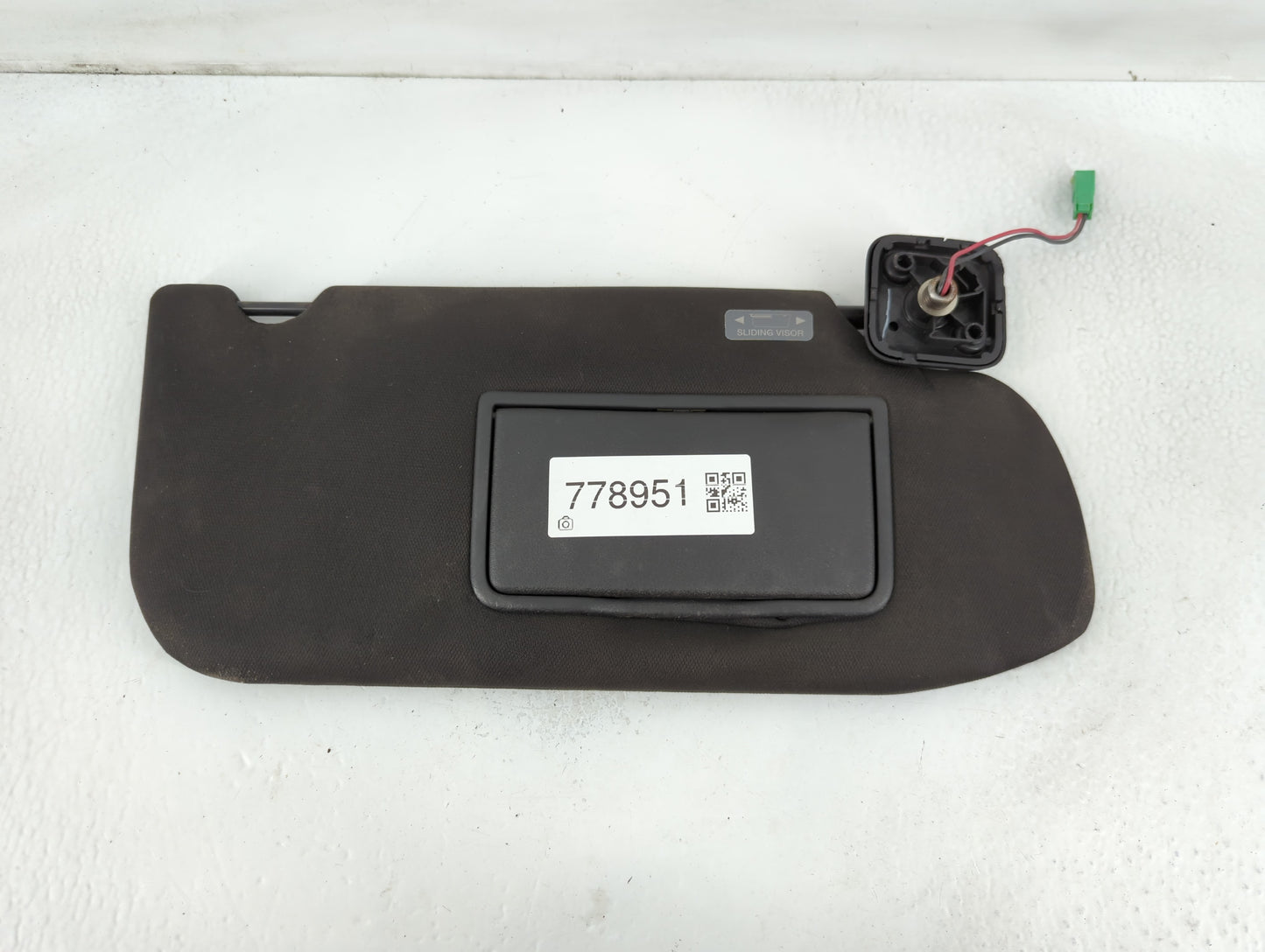 2013-2019 Ford Taurus Sun Visor Shade Replacement Passenger Right Mirror Fits OEM Used Auto Parts - Oemusedautoparts1.com