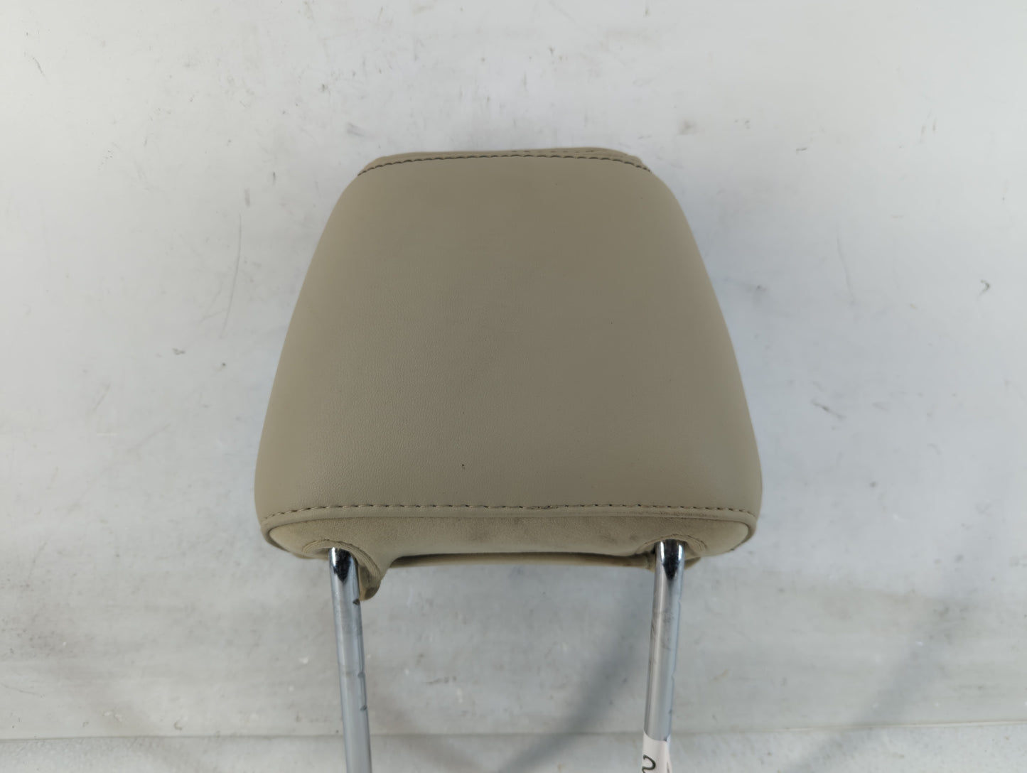 2014 Ford Taurus Headrest Head Rest Front Driver Passenger Seat Fits Fits 1999 2000 OEM Used Auto Parts - Oemusedautoparts1.