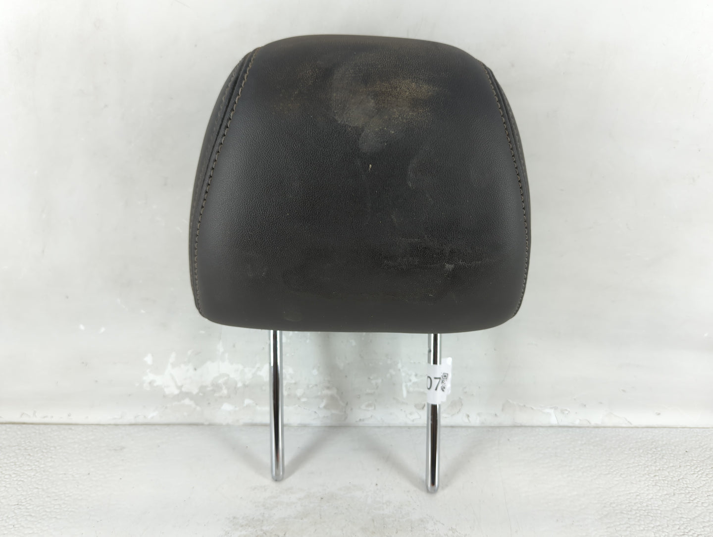 2013-2016 Ford Taurus Headrest Head Rest Front Driver Passenger Seat Fits Fits 2013 2014 2015 2016 OEM Used Auto Parts - Oem