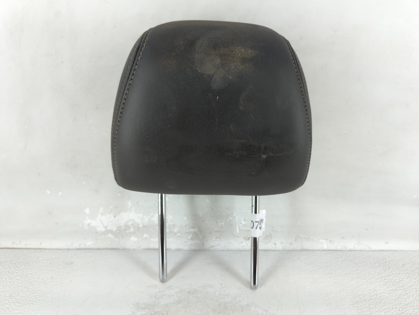 2013-2016 Ford Taurus Headrest Head Rest Front Driver Passenger Seat Fits Fits 2013 2014 2015 2016 OEM Used Auto Parts - Oem