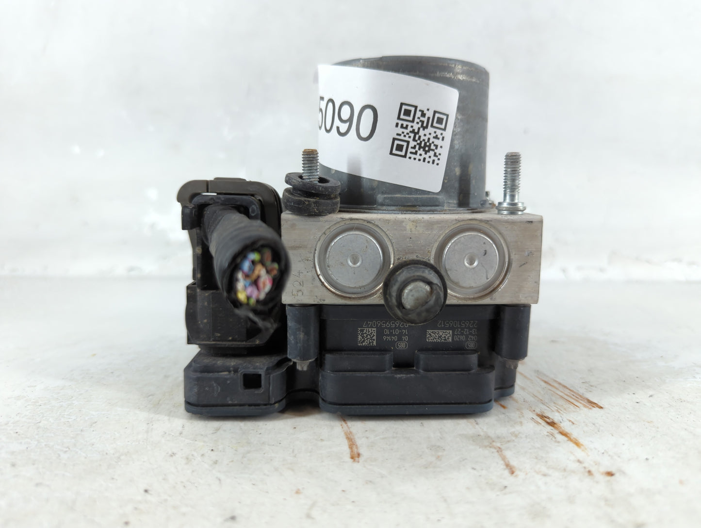 2013-2014 Ford Taurus ABS Pump Control Module Replacement Fits Fits 2013 2014 OEM Used Auto Parts - Oemusedautoparts1.com