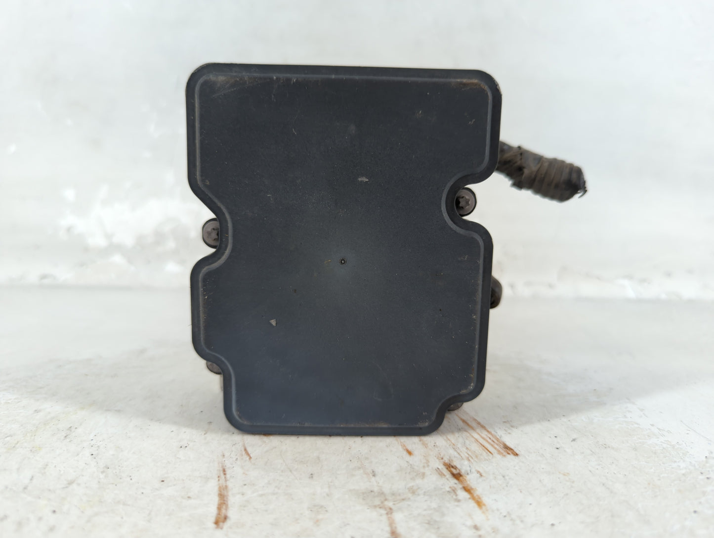 2013-2014 Ford Taurus ABS Pump Control Module Replacement Fits Fits 2013 2014 OEM Used Auto Parts - Oemusedautoparts1.com
