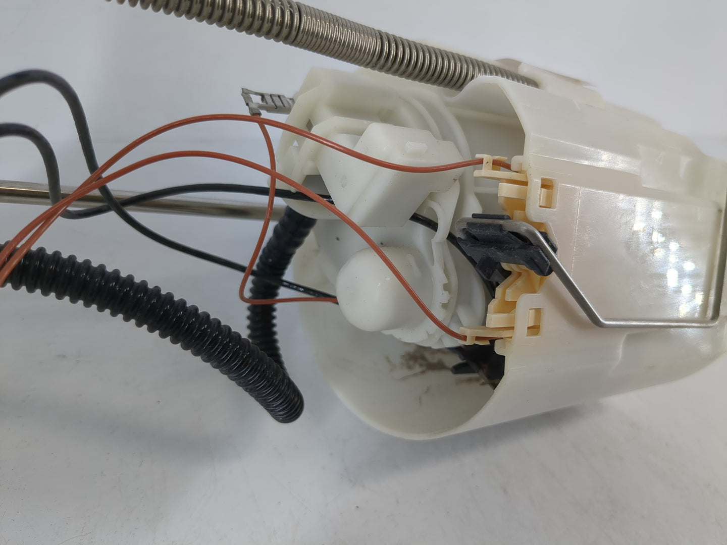 Ford Transit-150 Electrical Gas Fuel Pump Assembly - Oemusedautoparts1.com
