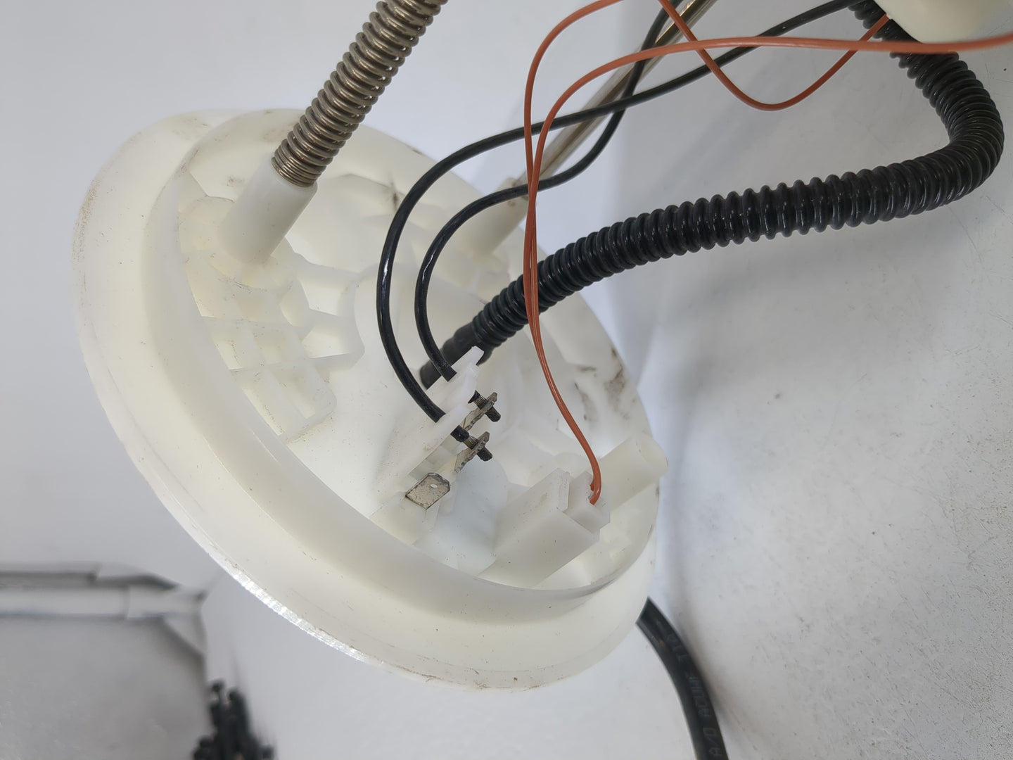 Ford Transit-150 Electrical Gas Fuel Pump Assembly - Oemusedautoparts1.com