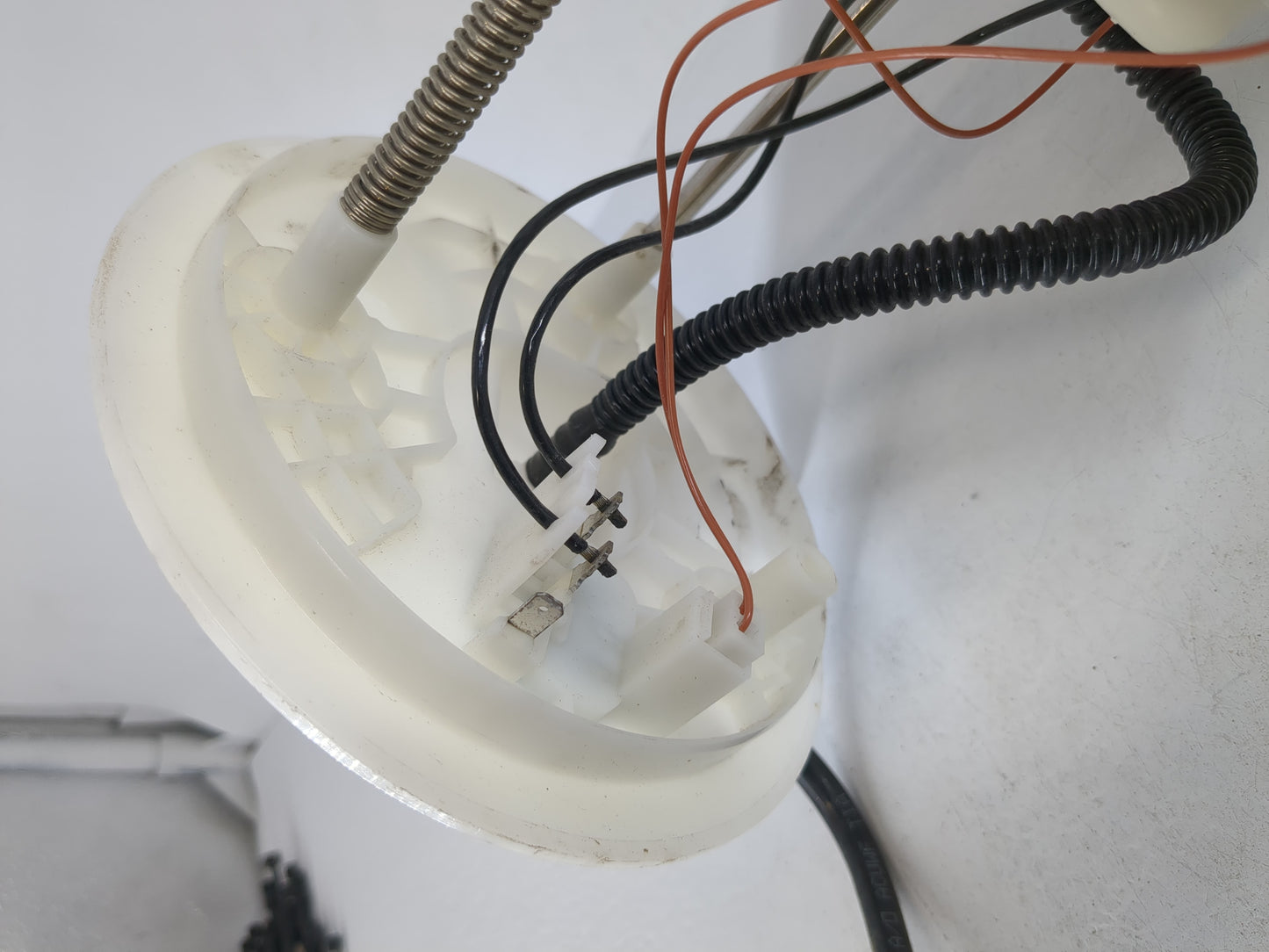 Ford Transit-150 Electrical Gas Fuel Pump Assembly - Oemusedautoparts1.com