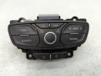 compare product Ford Transit Am Fm Cd Player Radio Receiver