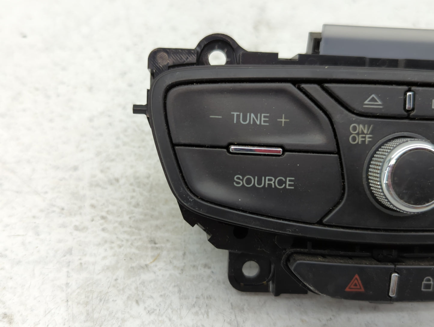 Ford Transit Am Fm Cd Player Radio Receiver - Oemusedautoparts1.com
