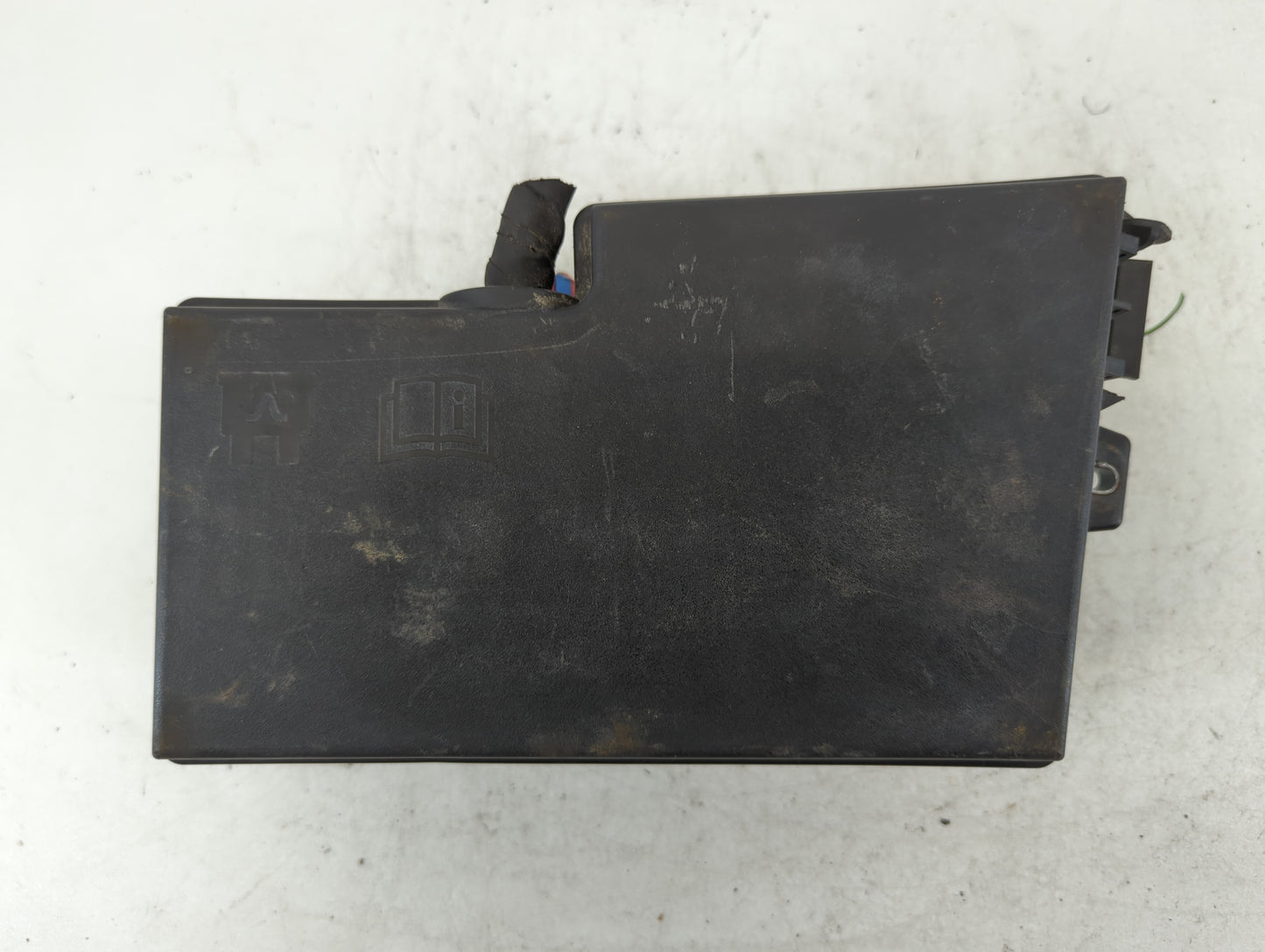 2014-2015 Ford Transit Fusebox Fuse Box Panel Relay Module P/N:AV6T-14A067-AD E02345500 Fits Fits 2014 2015 OEM Used Auto Pa