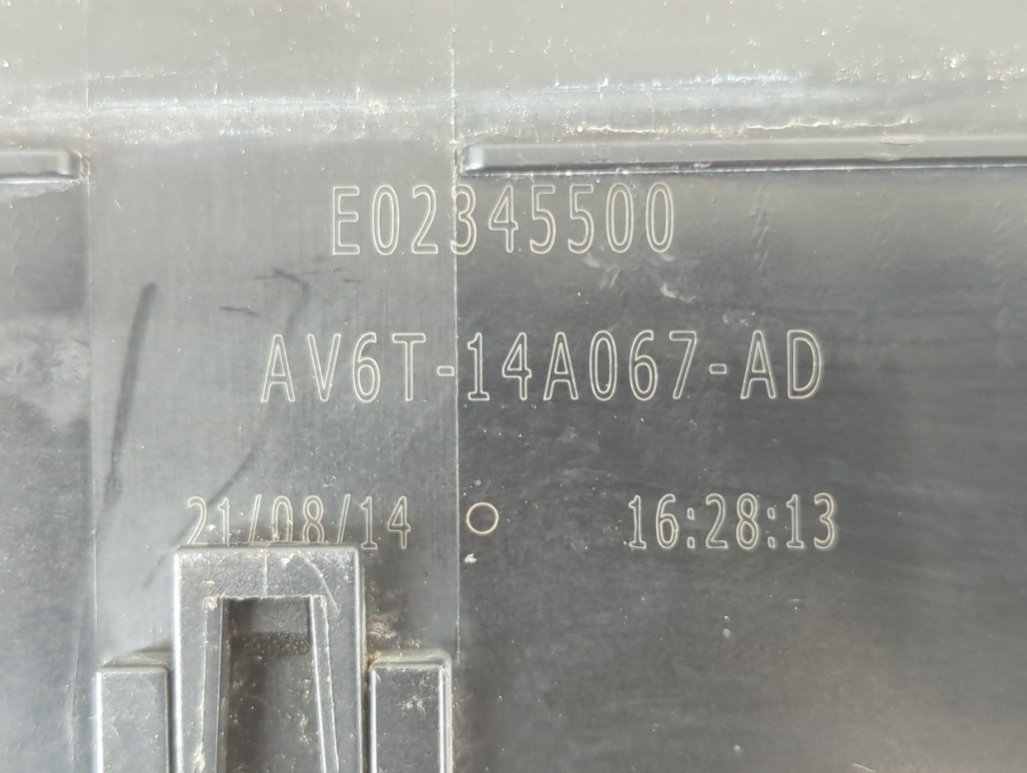2014-2015 Ford Transit Fusebox Fuse Box Panel Relay Module P/N:AV6T-14A067-AD E02345500 Fits Fits 2014 2015 OEM Used Auto Pa