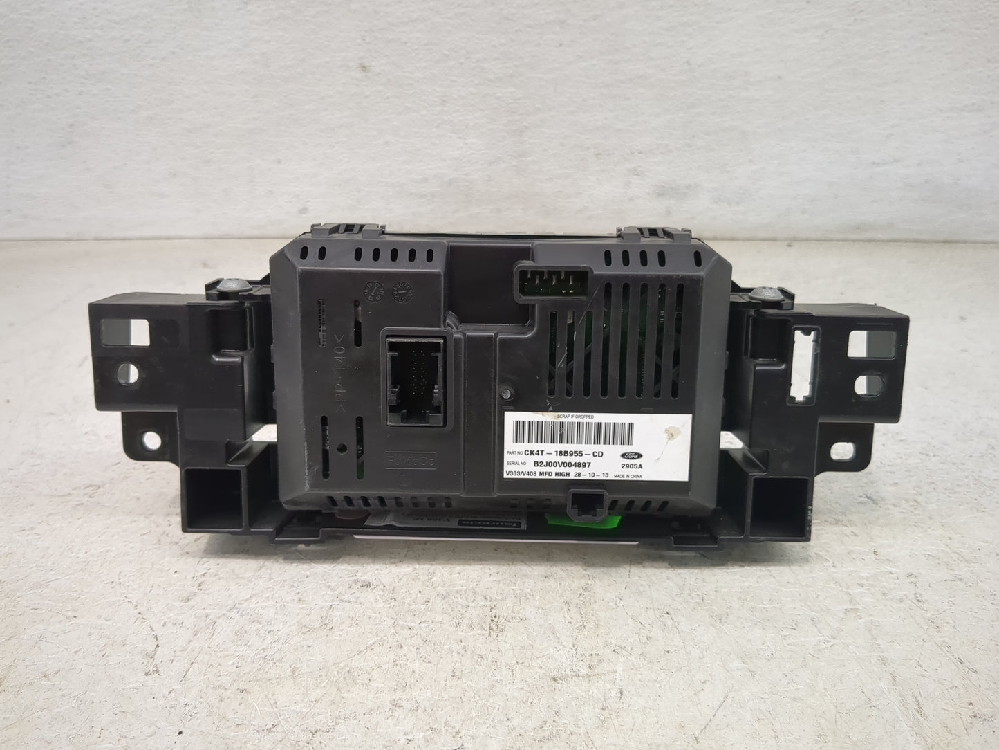 2014-2014 Ford Transit Connect Am Fm Cd Player Radio Receiver - Oemusedautoparts1.com