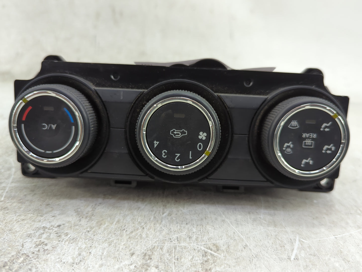 2014 Forest Forester Climate Control Module Temperature AC/Heater Replacement P/N:72311SG010 T103052 9L Fits OEM Used Auto P