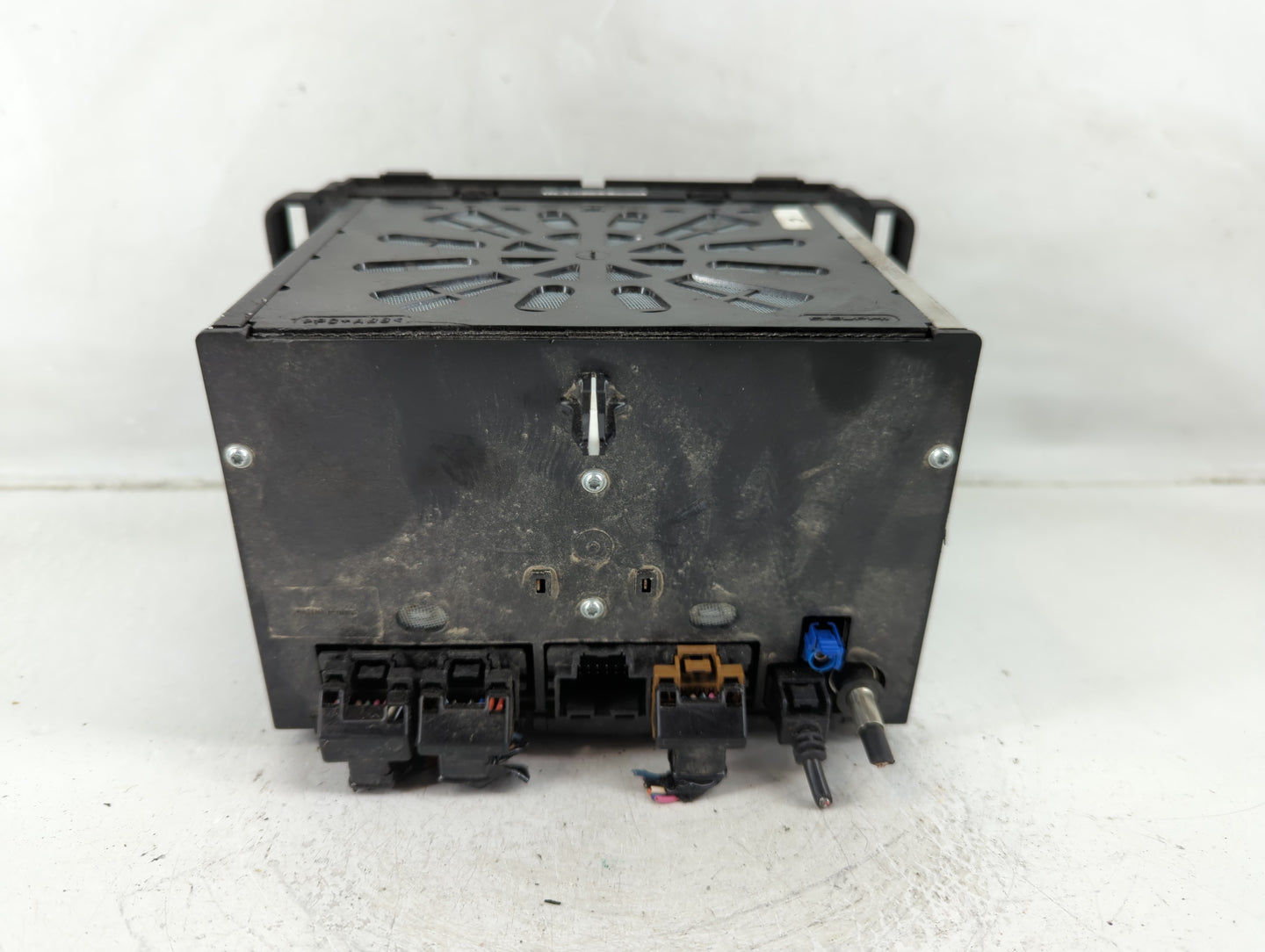 2013-2014 Gmc Acadia Radio AM FM Cd Player Receiver Replacement P/N:23441400 Fits Fits 2013 2014 OEM Used Auto Parts - Oemus