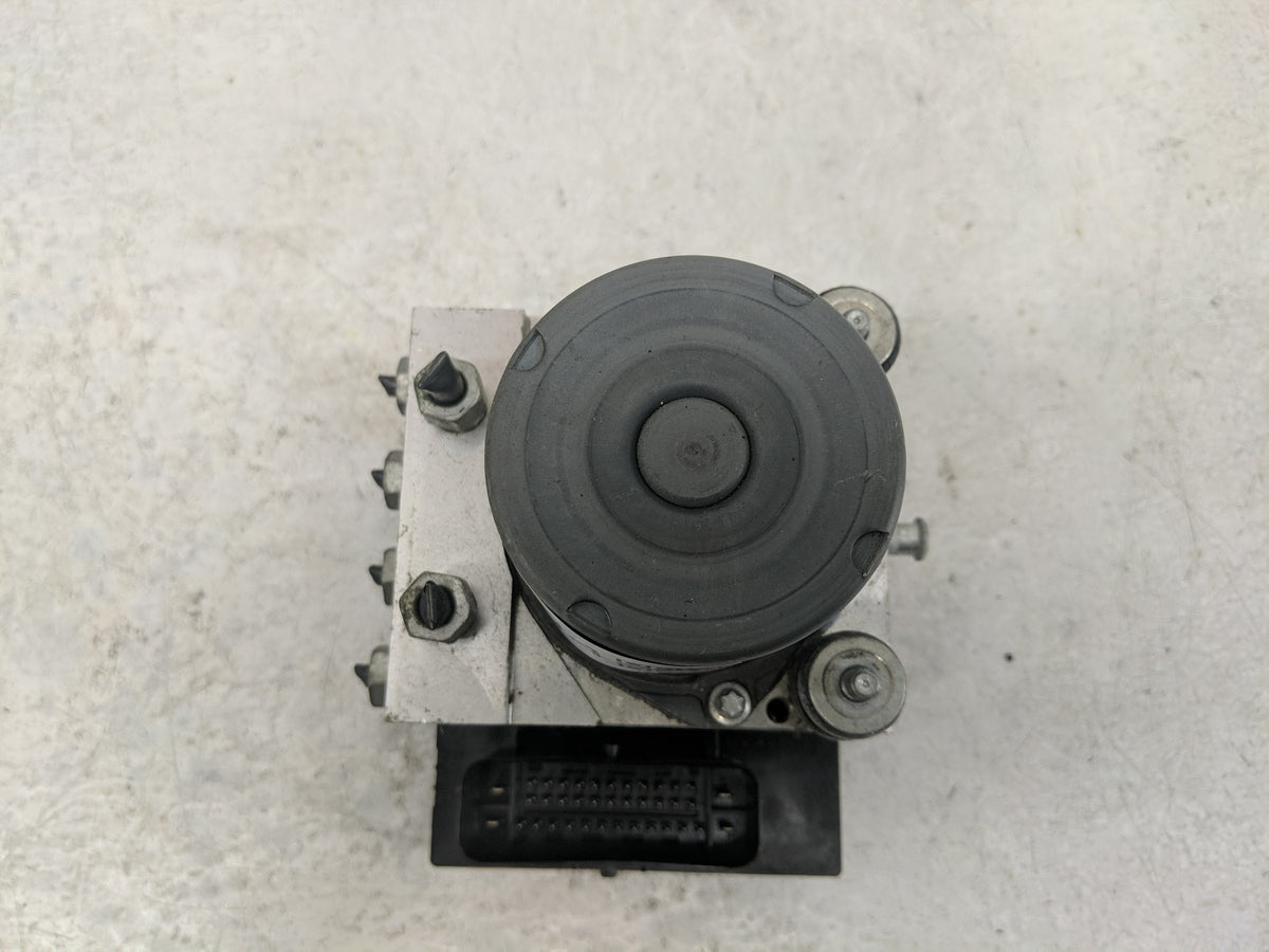 2012-2017 Gmc Acadia Anti-Lock Brake ABS Pump Module Actuator OEM Fits Fits 2012 2013 2014 2015 2016 2017 OEM Used Auto Part