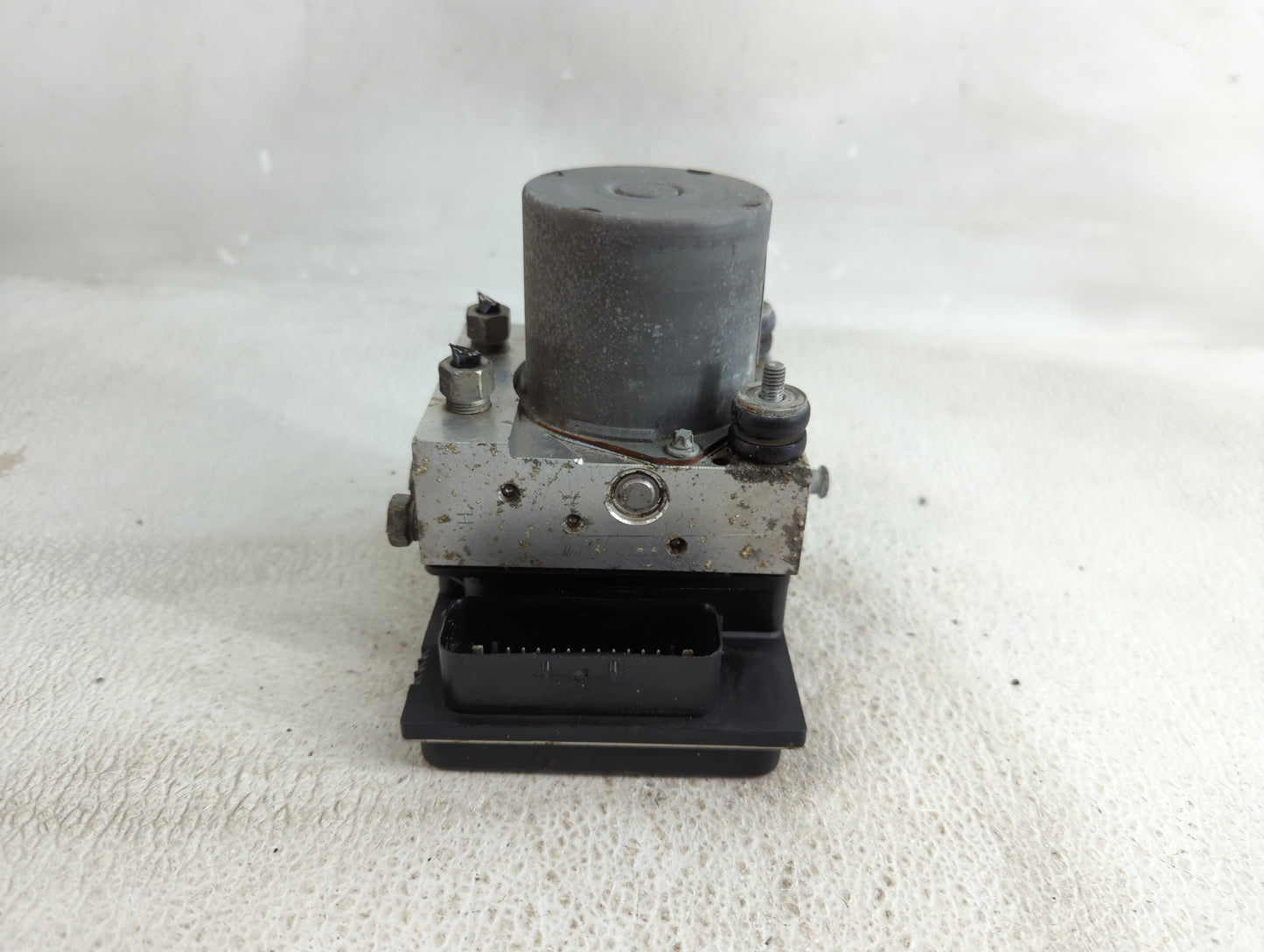 2012-2017 Gmc Acadia ABS Pump Control Module Replacement P/N:0 265 252 455 Fits Fits 2012 2013 2014 2015 2016 2017 OEM Used 