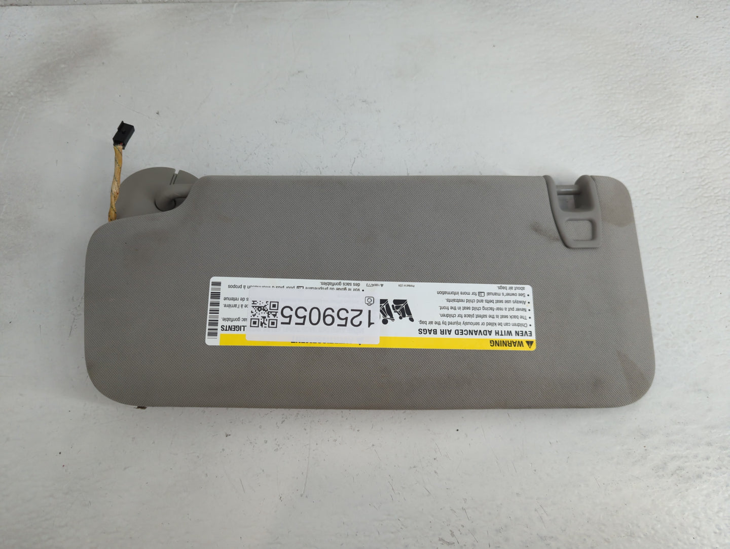 2007-2017 Gmc Acadia Sun Visor Shade Replacement Passenger Right Mirror Fits OEM Used Auto Parts - Oemusedautoparts1.com