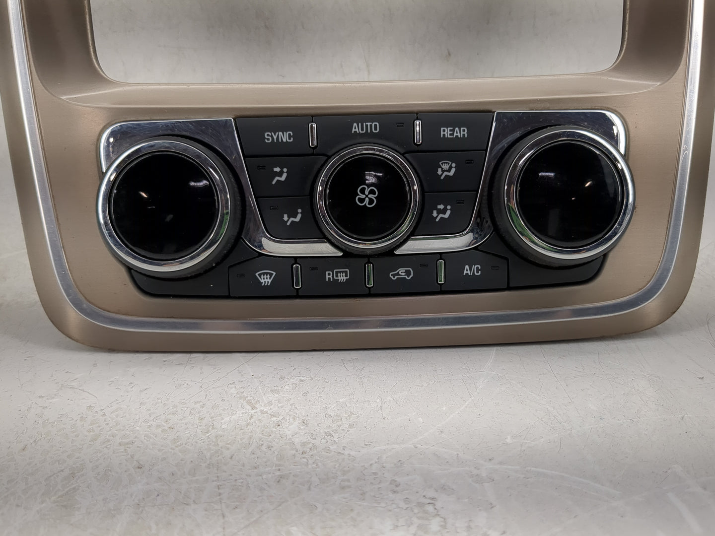 2013-2017 Gmc Acadia Climate Control Module Temperature AC/Heater Replacement P/N:20993638 Fits Fits 2013 2014 2015 2016 201