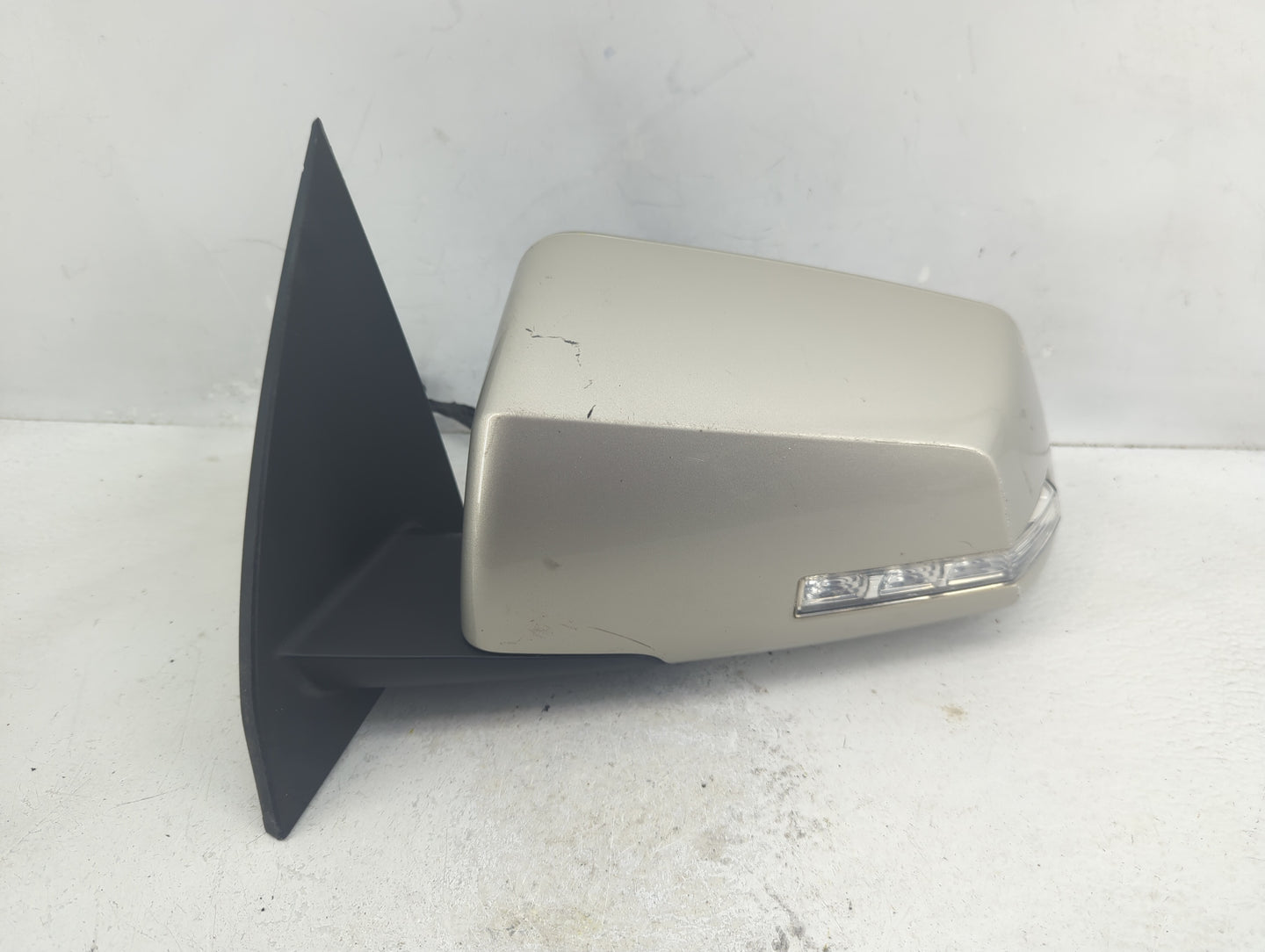 2013-2017 Gmc Acadia Driver Side View Mirror - Left Door Mirror OEM Used - Oemusedautoparts1.com