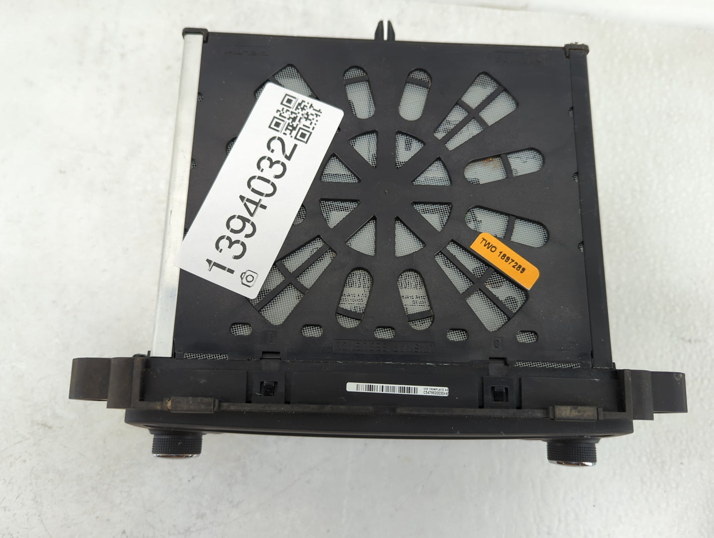 2013-2014 Gmc Acadia Radio AM FM Cd Player Receiver Replacement P/N:23162867 Fits Fits 2013 2014 OEM Used Auto Parts - Oemus