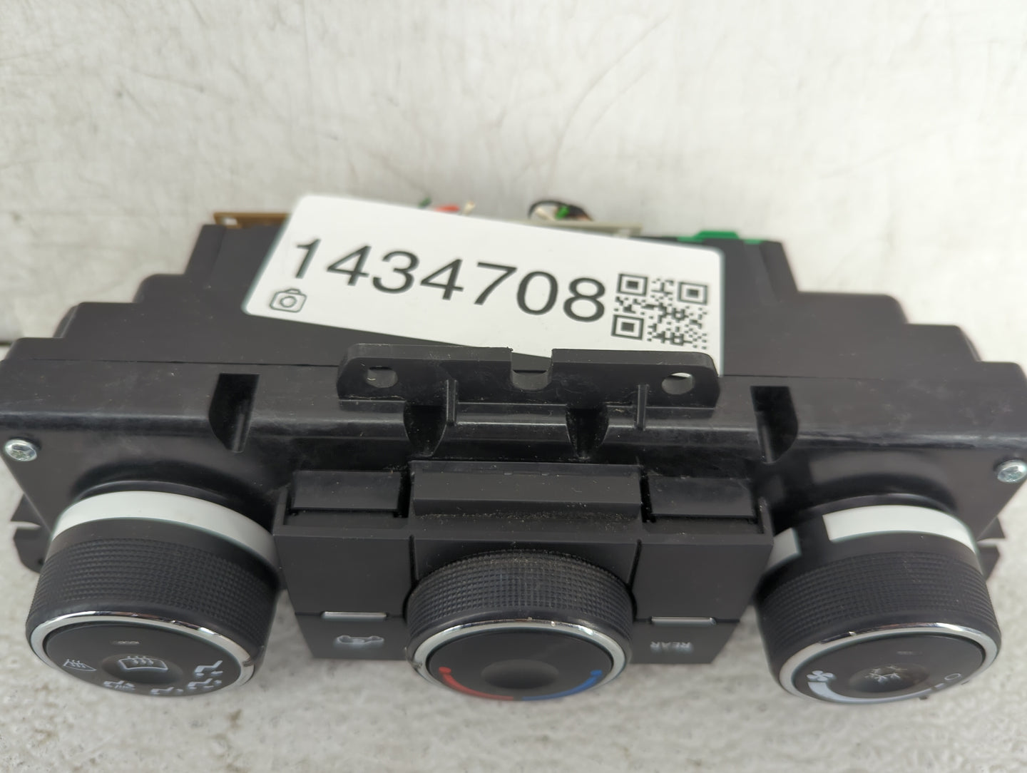 2013-2016 Gmc Acadia Climate Control Module Temperature AC/Heater Replacement P/N:22969801 Fits Fits 2013 2014 2015 2016 OEM