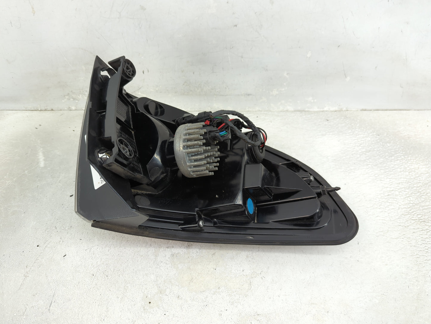 2013-2017 Gmc Acadia Tail Light Assembly Passenger Right OEM P/N:19433883 Fits Fits 2013 2014 2015 2016 2017 OEM Used Auto P