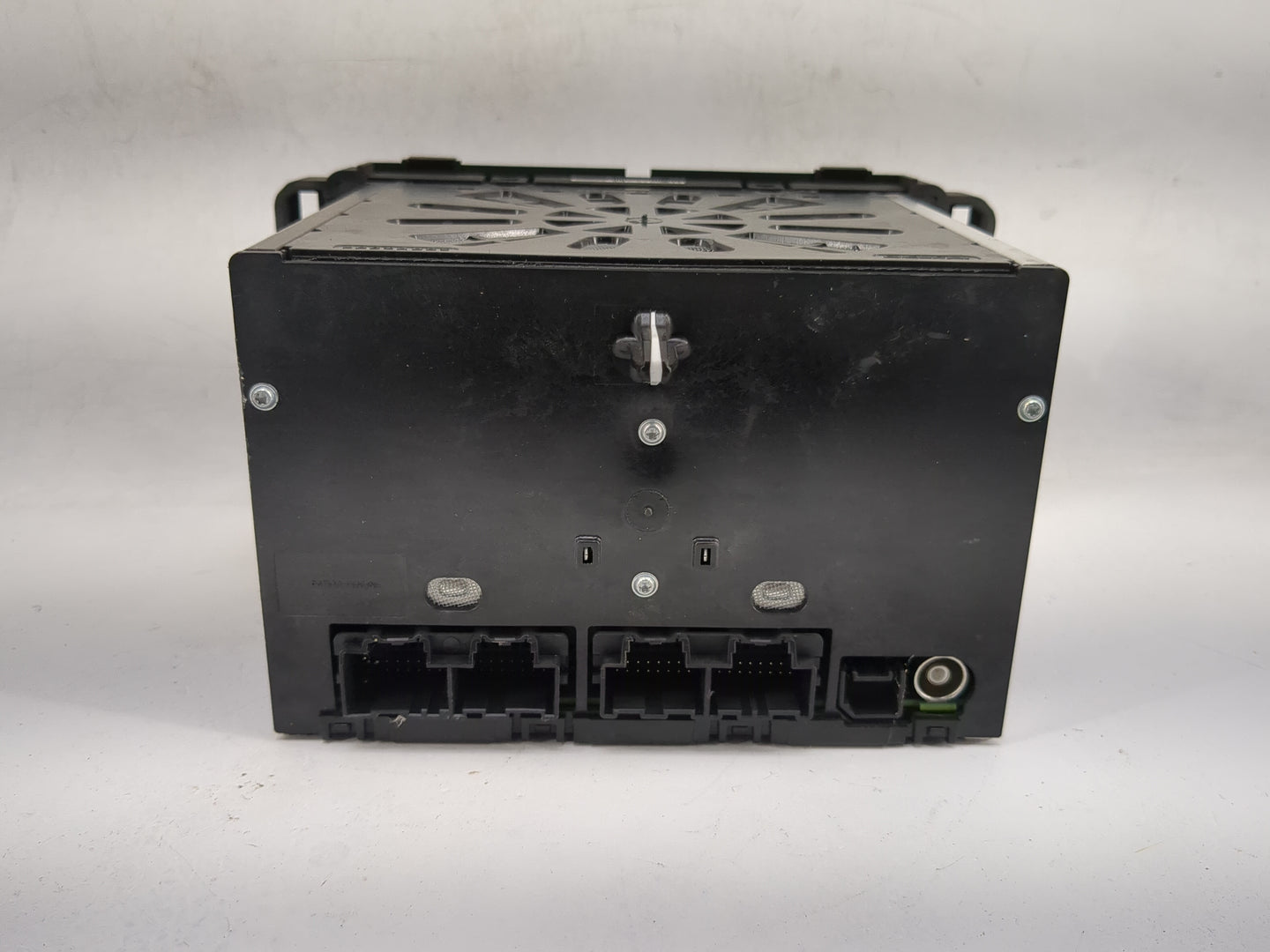 2013-2014 Gmc Acadia Radio AM FM Cd Player Receiver Replacement P/N:23441392 28422053, L2C0050TR, 3432A-0050TR Fits Fits 201