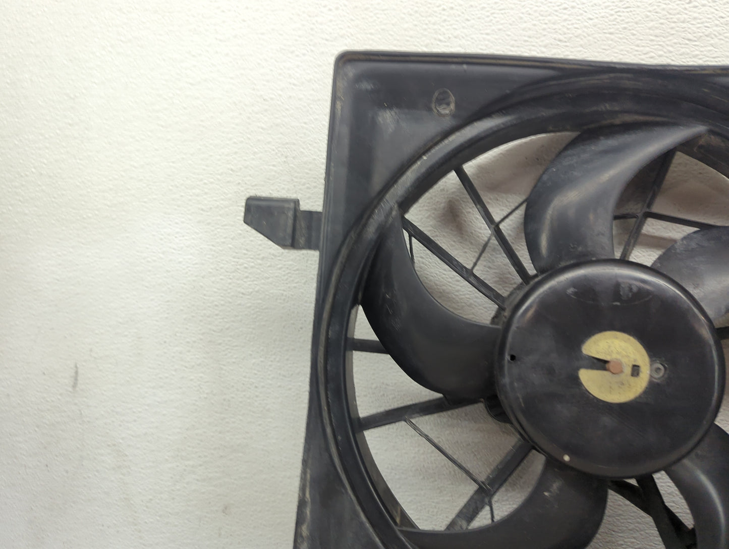 2007-2017 Gmc Acadia Electric Radiator Cooling Fan Motor Assembly Fits Fits 2007 2008 2009 2010 2011 2012 2013 2014 2015 201