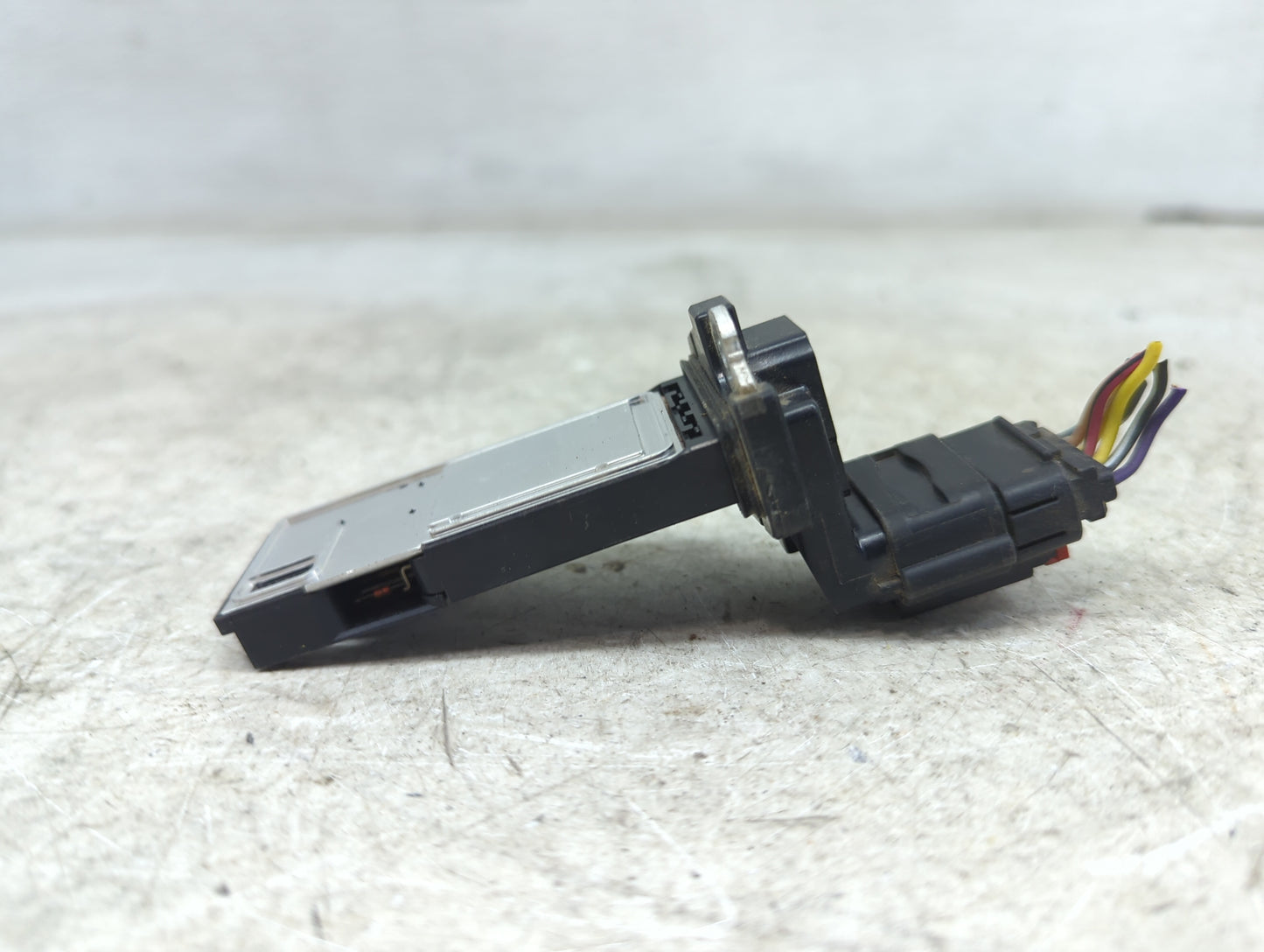2012-2022 Gmc Acadia Mass Air Flow Meter Maf 1489985 - Oemusedautoparts1.com