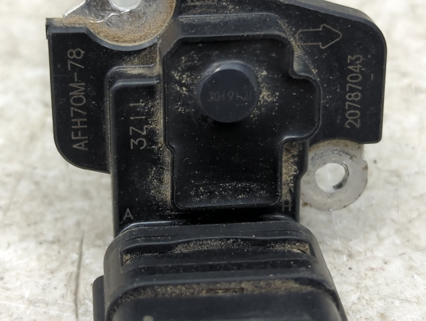 2012-2022 Gmc Acadia Mass Air Flow Meter Maf 1489985 - Oemusedautoparts1.com