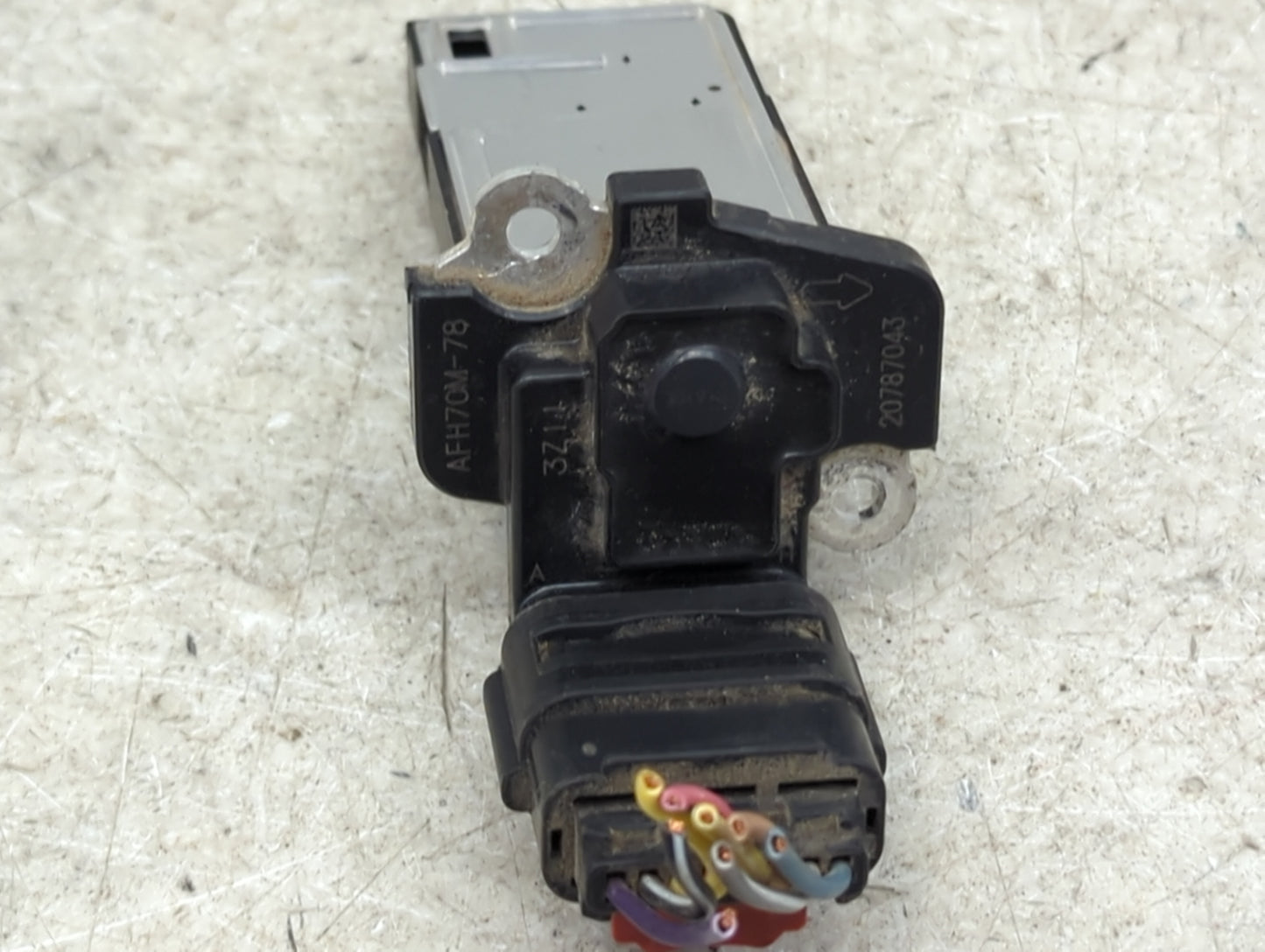 2012-2022 Gmc Acadia Mass Air Flow Meter Maf 1489985 - Oemusedautoparts1.com