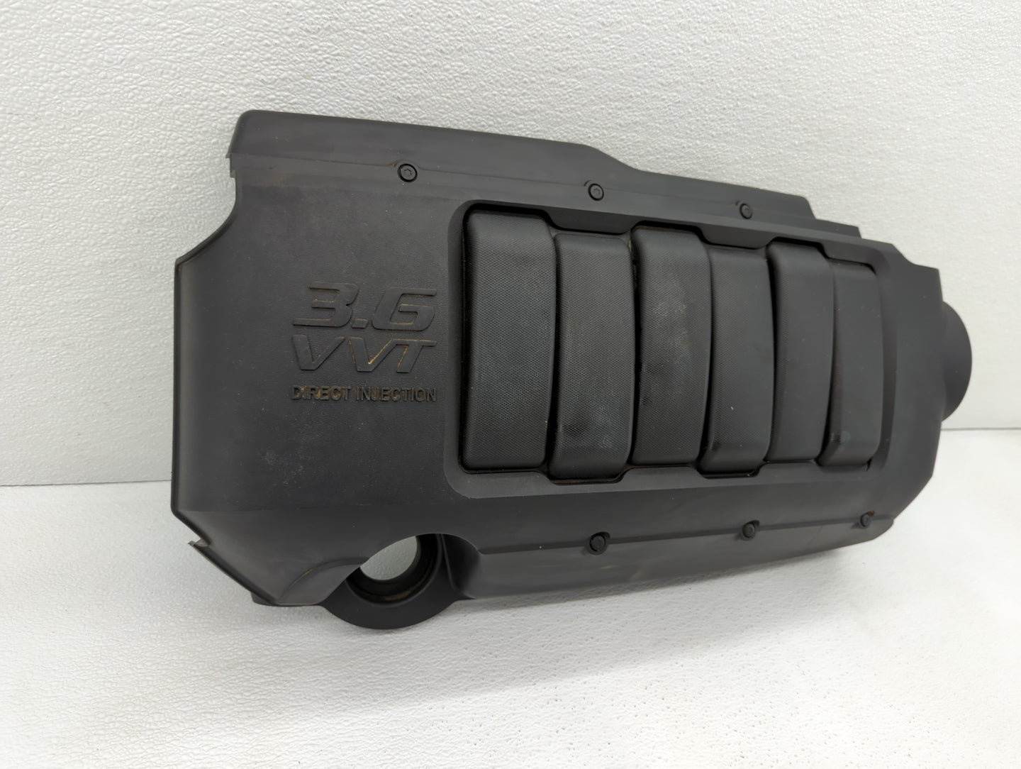 2014 Gmc Acadia Engine Cover - Oemusedautoparts1.com