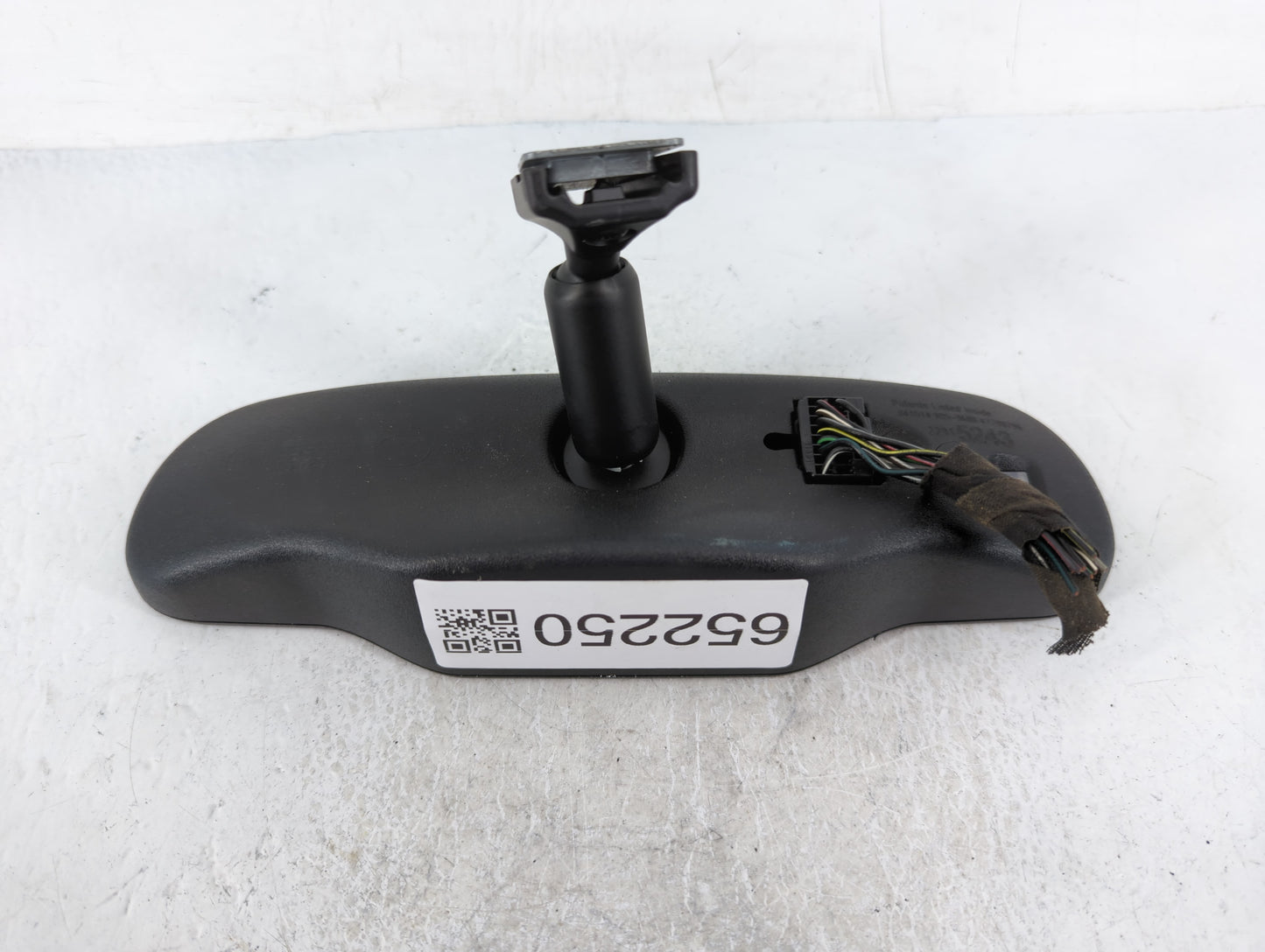 2009-2017 Gmc Acadia Interior Rear View Mirror Replacement OEM P/N:22915243 Fits OEM Used Auto Parts - Oemusedautoparts1.com