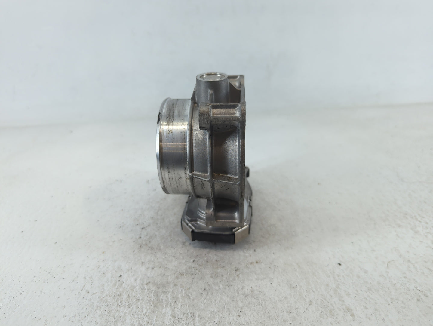 2012-2017 Gmc Acadia Throttle Body P/N:12670981AA Fits Fits 2012 2013 2014 2015 2016 2017 2018 2019 2020 2021 2022 OEM Used 