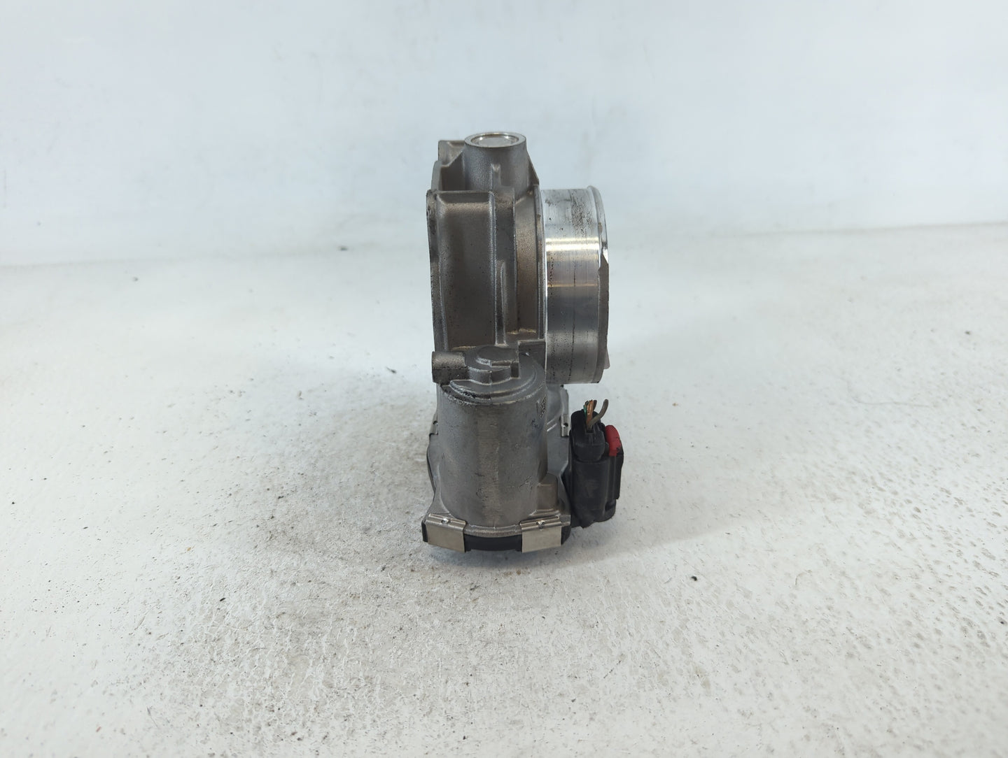 2012-2017 Gmc Acadia Throttle Body P/N:12670981AA Fits Fits 2012 2013 2014 2015 2016 2017 2018 2019 2020 2021 2022 OEM Used 