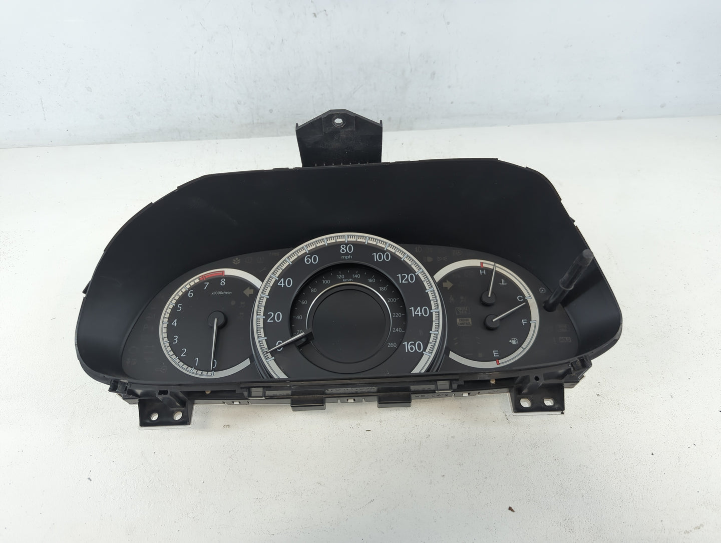 2014 Gmc Acadia Instrument Cluster Speedometer Gauges P/N:78100-T2G-A520-M1 Fits OEM Used Auto Parts - Oemusedautoparts1.com