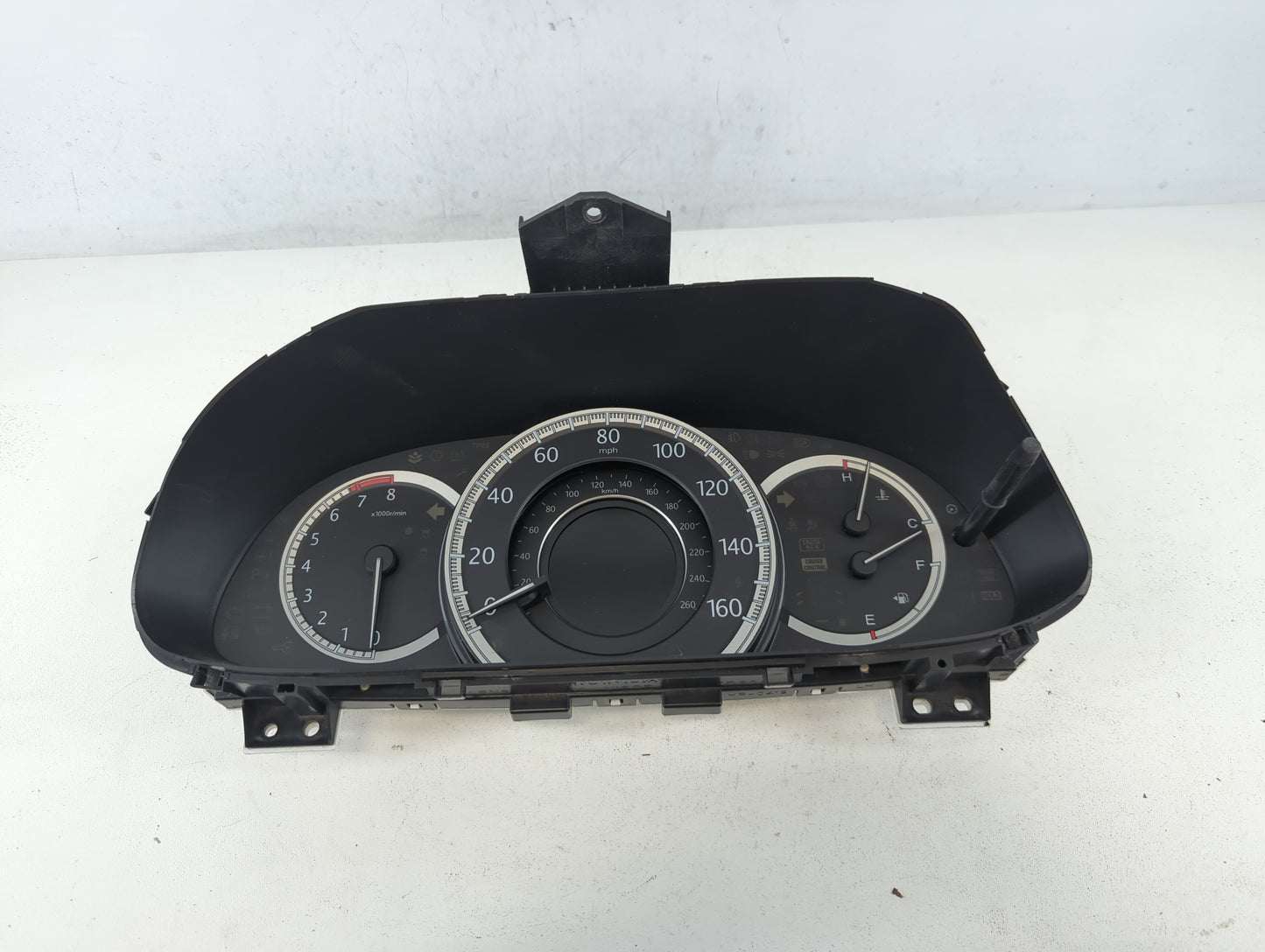 2014 Gmc Acadia Instrument Cluster Speedometer Gauges P/N:78100-T2G-A520-M1 Fits OEM Used Auto Parts - Oemusedautoparts1.com