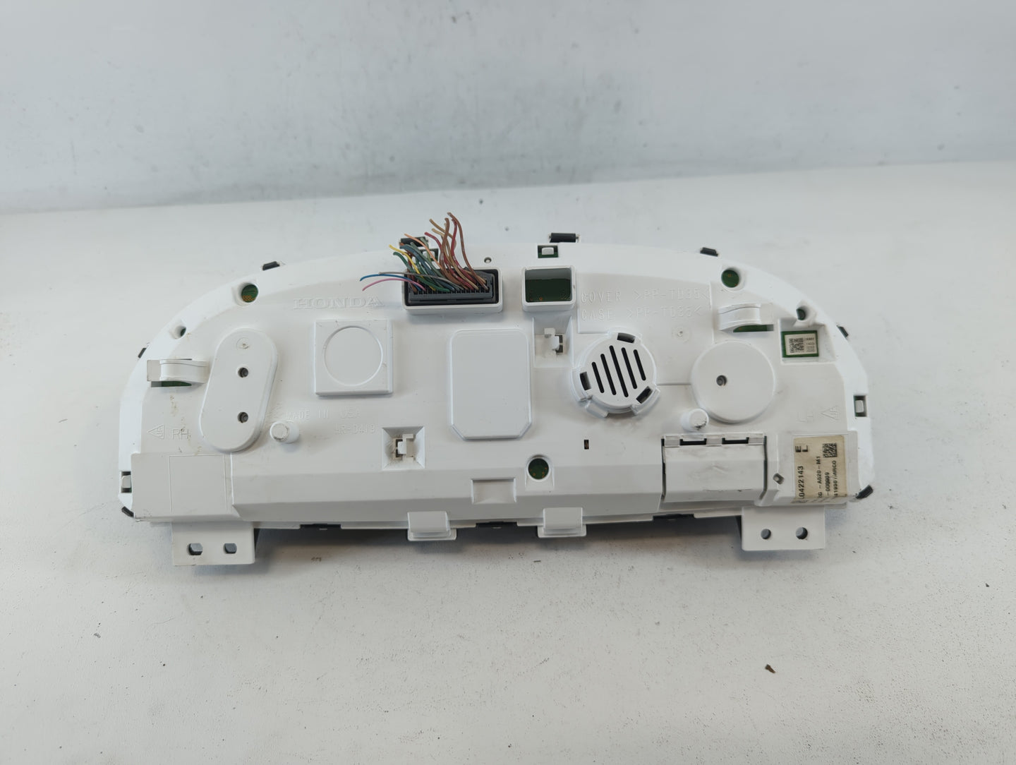 2014 Gmc Acadia Instrument Cluster Speedometer Gauges P/N:78100-T2G-A520-M1 Fits OEM Used Auto Parts - Oemusedautoparts1.com