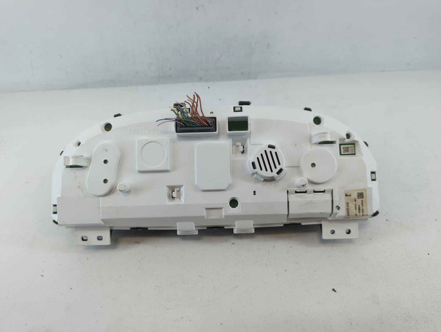 2014 Gmc Acadia Instrument Cluster Speedometer Gauges P/N:78100-T2G-A520-M1 Fits OEM Used Auto Parts - Oemusedautoparts1.com