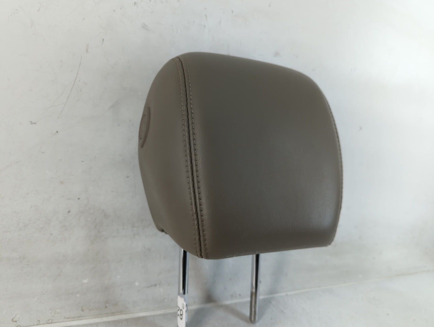 2014 Gmc Acadia Headrest Head Rest Front Driver Passenger Seat Fits OEM Used Auto Parts - Oemusedautoparts1.com