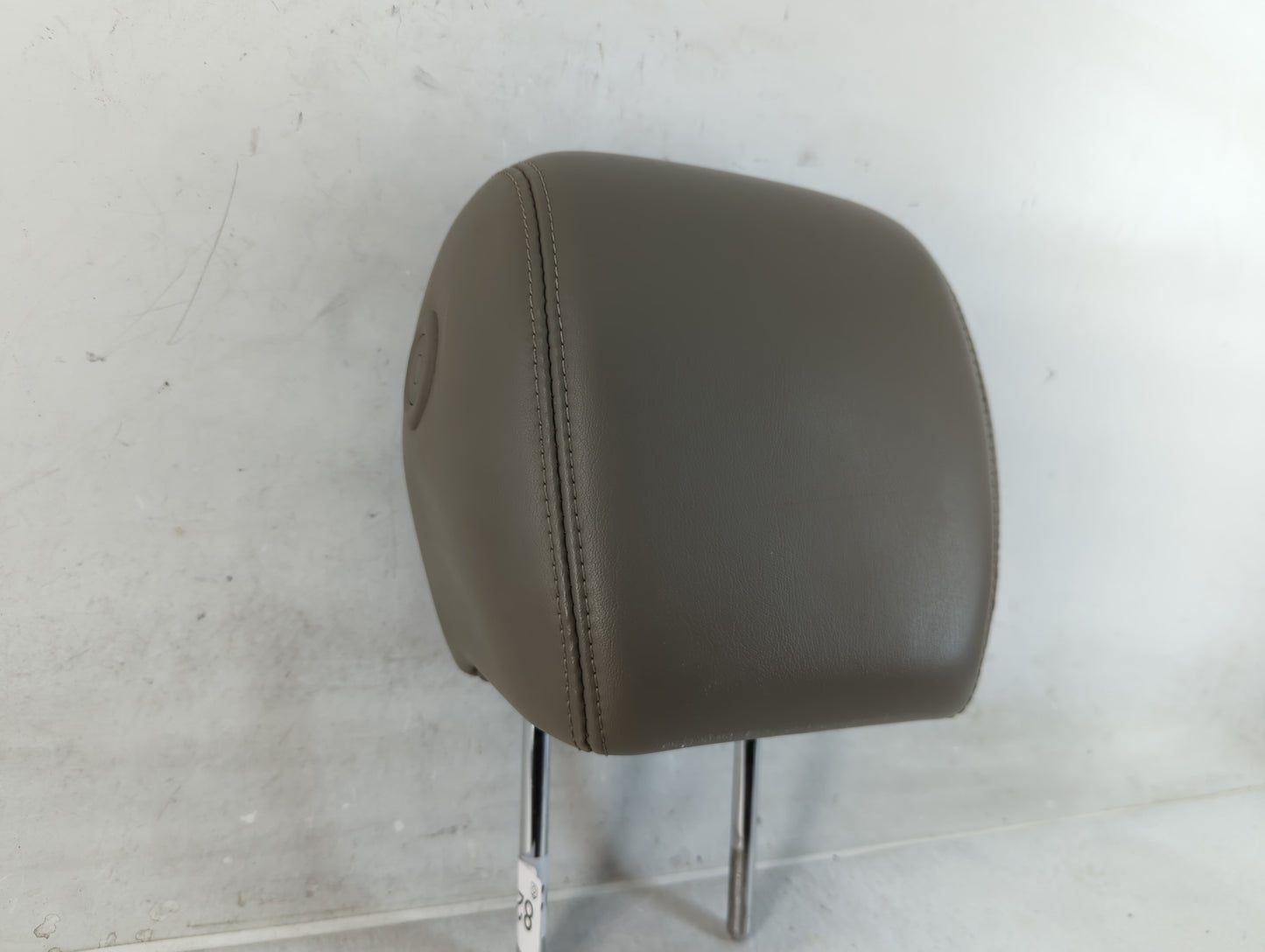 2014 Gmc Acadia Headrest Head Rest Front Driver Passenger Seat Fits OEM Used Auto Parts - Oemusedautoparts1.com