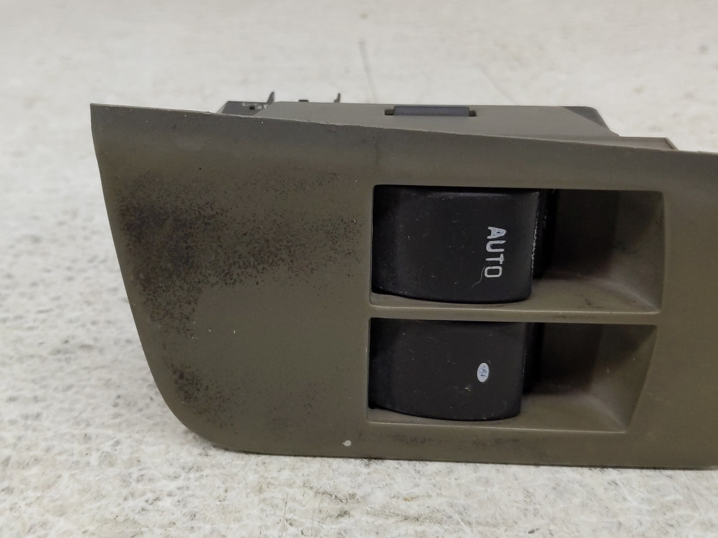 2008-2014 Gmc Savana 1500 Master Power Window Switch Replacement Driver Side Left P/N:25783333 Fits OEM Used Auto Parts - Oe