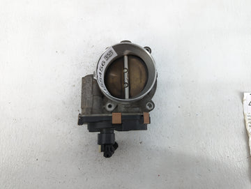 2009-2015 Gmc Savana 2500 Throttle Body P/N:RME87-3C9992 Fits Fits 2009 2010 2011 2012 2013 2014 2015 OEM Used Auto Parts - 