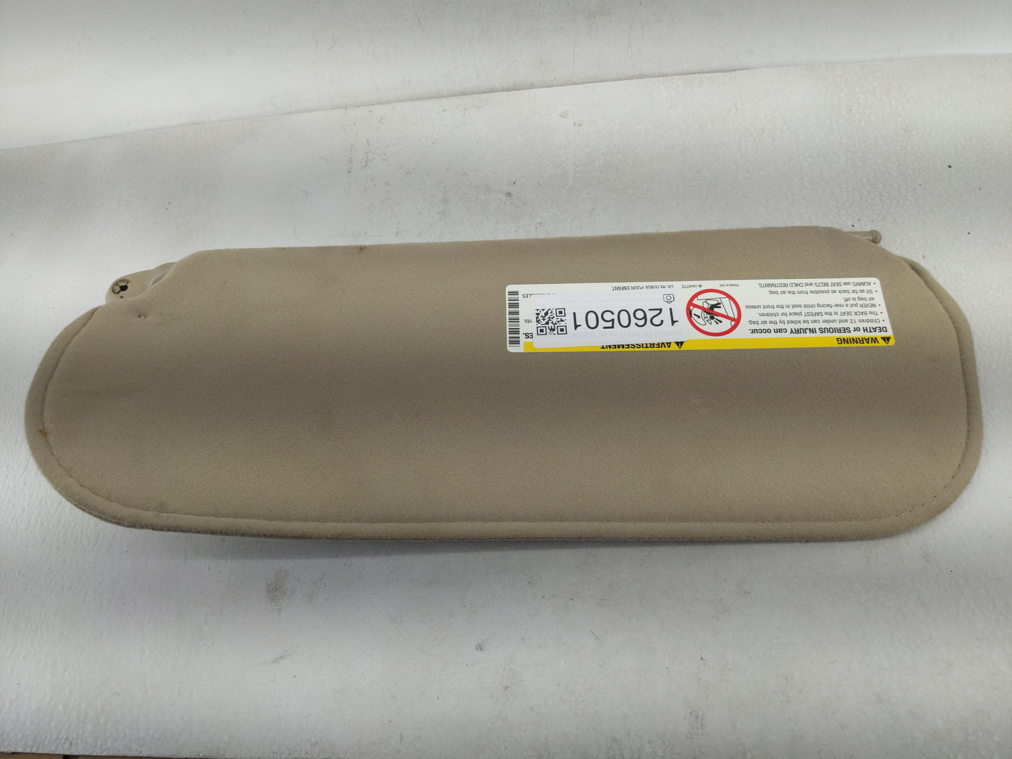 2003-2019 Gmc Savana 3500 Sun Visor Shade Replacement Passenger Right Mirror Fits OEM Used Auto Parts - Oemusedautoparts1.co
