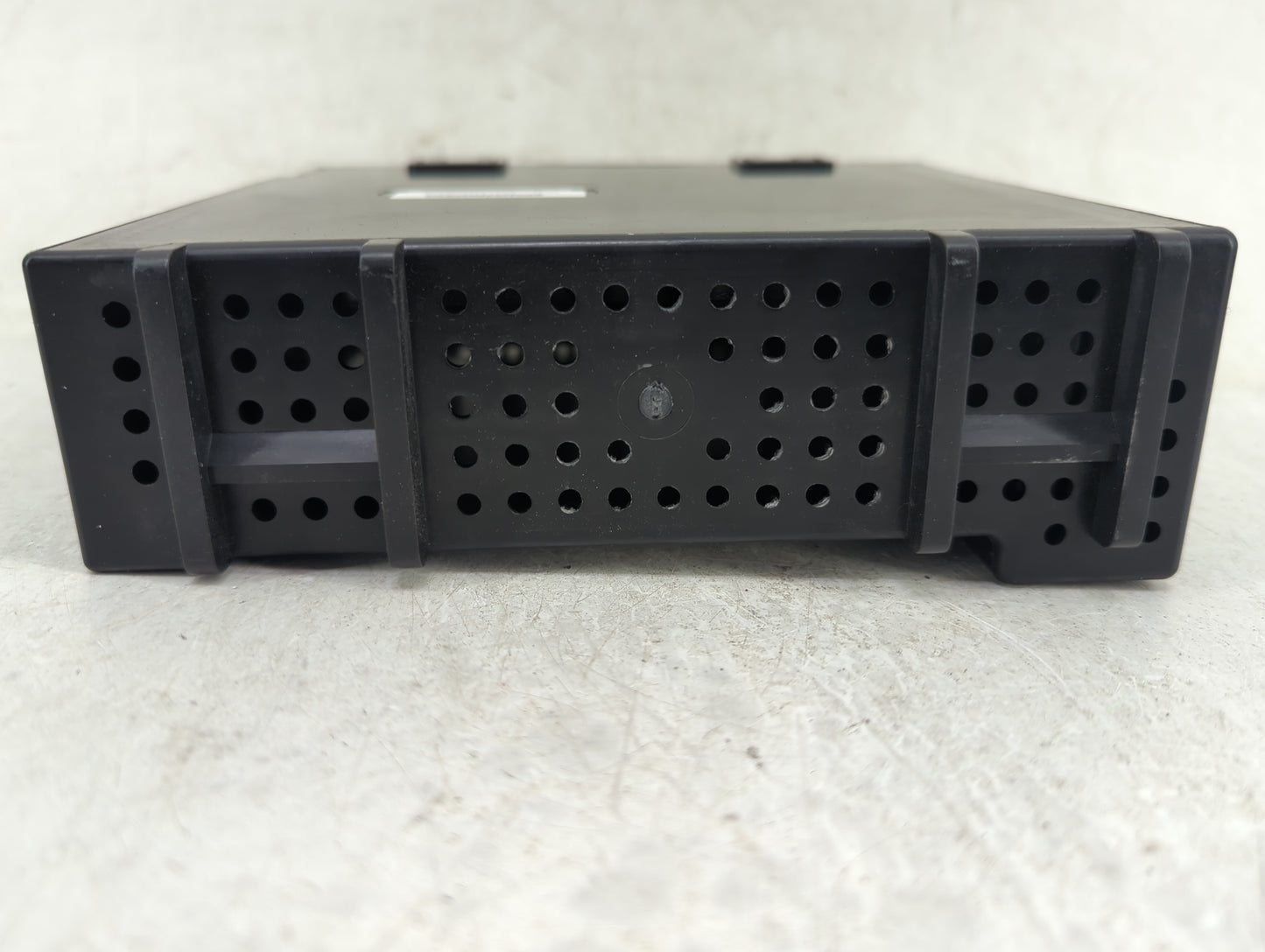 2014-2015 Gmc Sierra Radio AM FM Cd Player Receiver Replacement P/N:13592804 111000-55310101 Fits Fits 2013 2014 2015 OEM Us