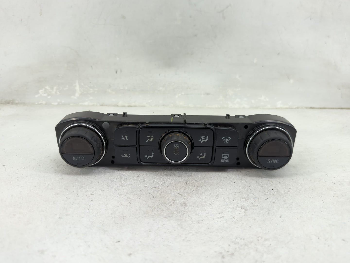 2014-2016 Gmc Sierra Climate Control Module Temperature AC/Heater Replacement P/N:23176289 7370200000000X Fits Fits 2014 201
