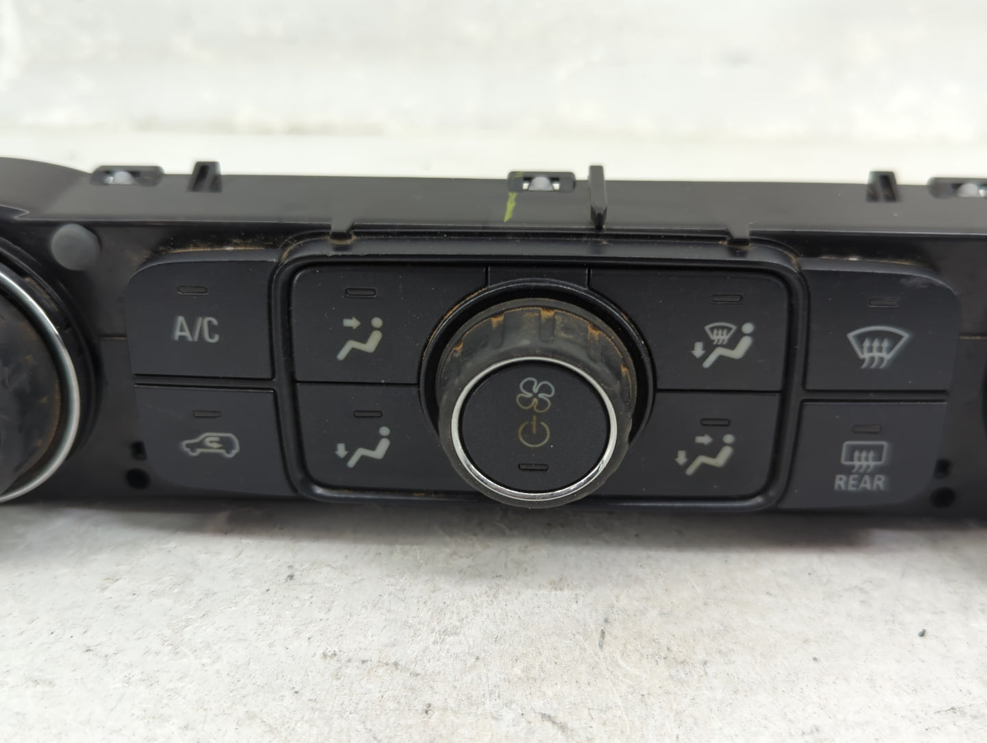 2014-2016 Gmc Sierra Climate Control Module Temperature AC/Heater Replacement P/N:23176289 7370200000000X Fits Fits 2014 201