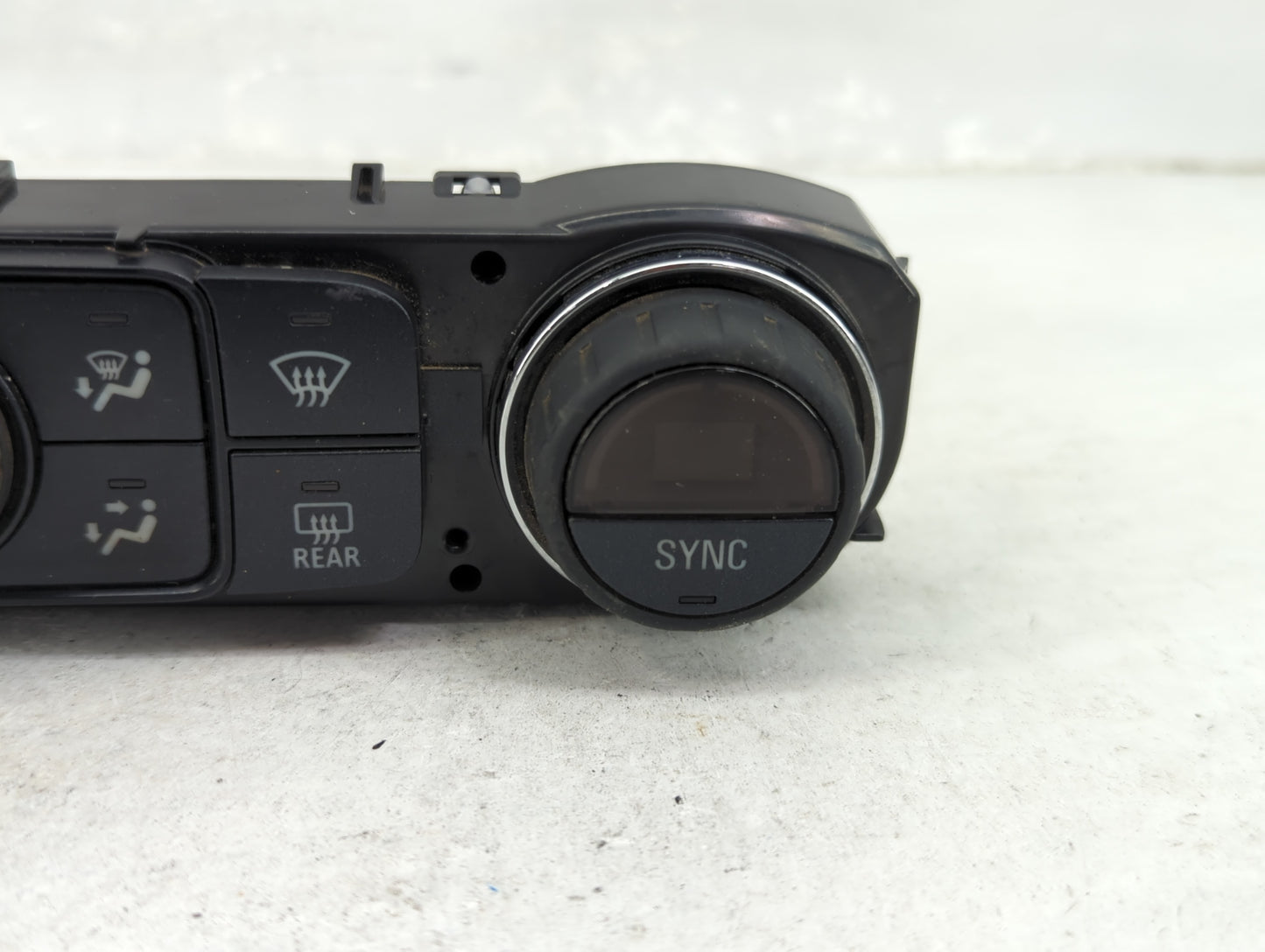 2014-2016 Gmc Sierra Climate Control Module Temperature AC/Heater Replacement P/N:23176289 7370200000000X Fits Fits 2014 201