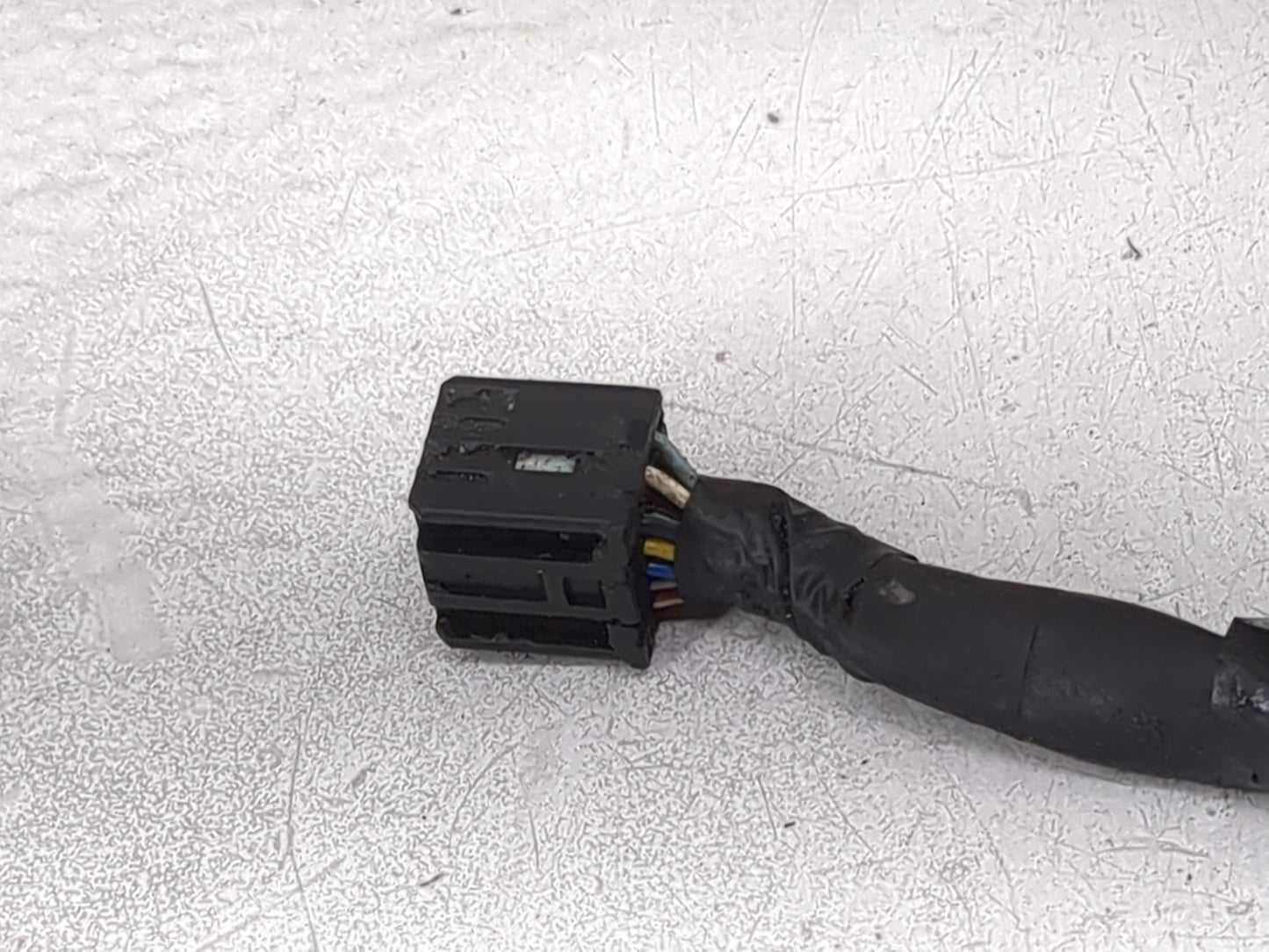 2014 Gmc Sierra Driver Side View Mirror - Left Door Mirror OEM Used - Oemusedautoparts1.com
